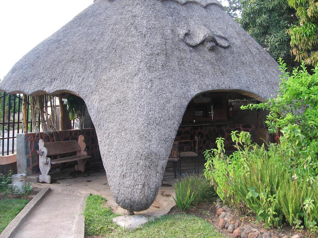 The Stone Guest House リビングストン エクステリア 写真